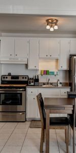 JOLI 3 1/2 RÉNOVÉ TOUT BÉTON - LIBRE - Photo 4