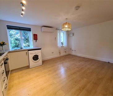 Flat 11, Whitehall, Coppingford Road, Sawtry, Huntingdon - Photo 6