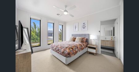 MODERN FAMILY LIVING IN PRIME ALFREDTON LOCATION - Photo 5