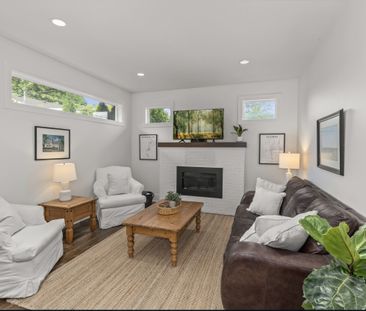 Furnished Carriage House in Downtown Kelowna - Photo 6