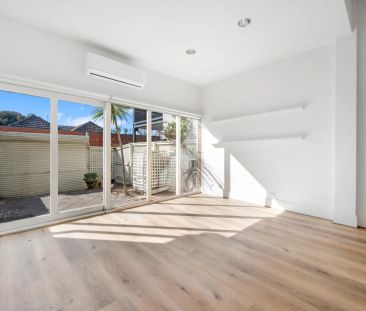 Light-Filled Home in Prime Location! - Photo 4