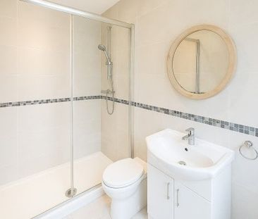 St John Road, Great Wakering, Property for rent - Photo 4