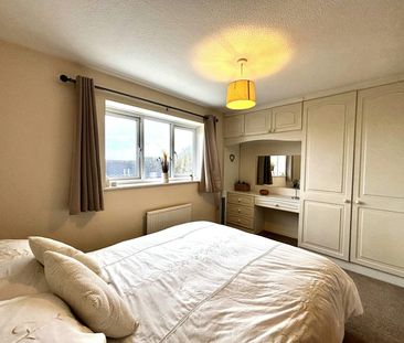 End of terrace house to rent on - Photo 3