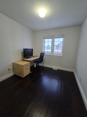 For Lease - 62 North Harrow Drive, Barrhaven, Ontario - Photo 4