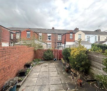 2 bedroom terraced house to rent - Photo 3