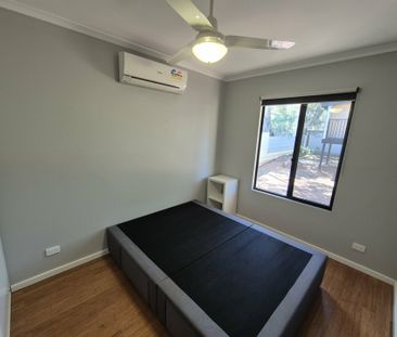 4 BEDROOM, 2 BATHROOM HOUSE IN EASTSIDE WITH LARGE OUTDOOR ENTERTAI... - Photo 6