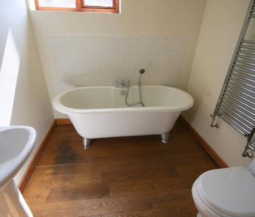 3 bedroom barn conversion to rent - Photo 5