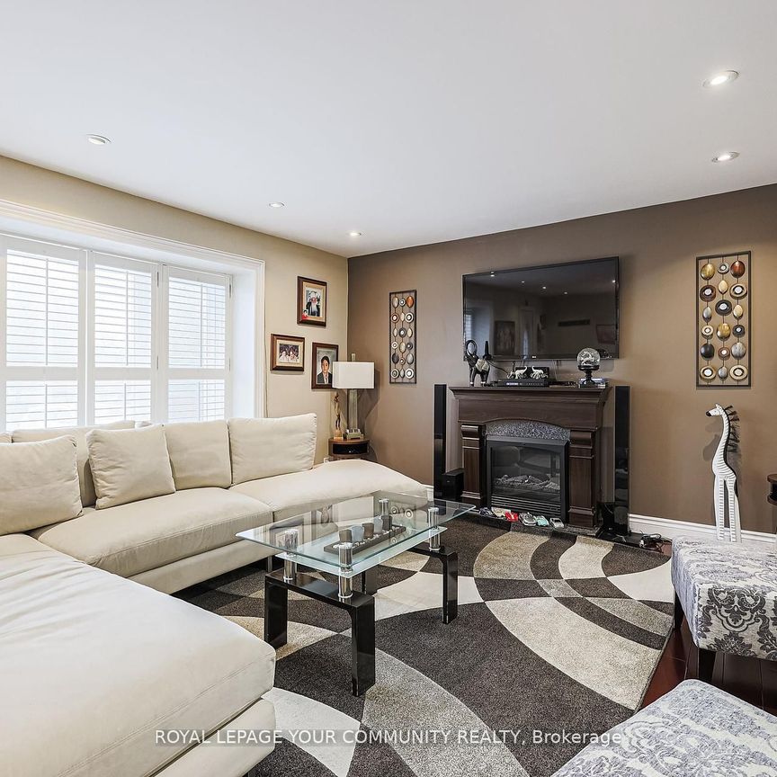 For Lease - 52 Princeway Drive Unit# Upper, Toronto, Ontario - Photo 1