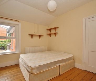 Barrack Road, Guildford, Surrey, GU2 9RU - Photo 4