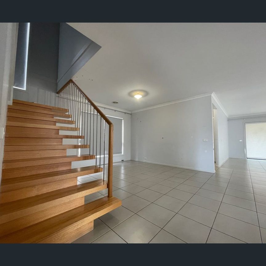38 Ashcroft Avenue, Williams Landing, Vic 3027 - Photo 1