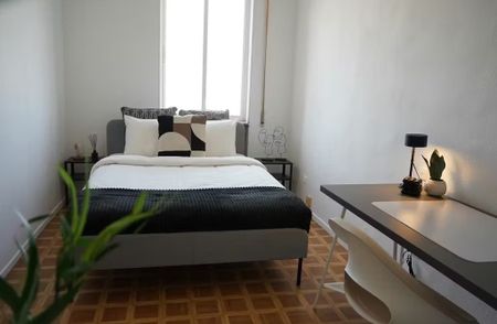 Calle de la Virgen de Aránzazu, Madrid, Community of Madrid 28034 - Photo 3