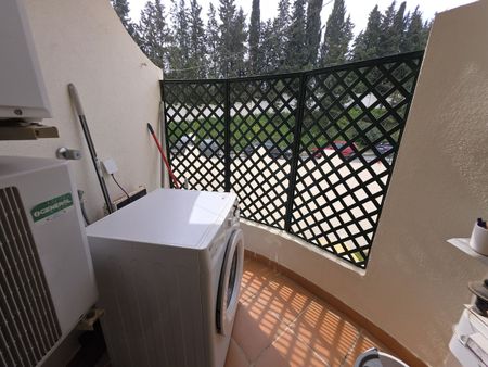 Middle Floor Apartment · Nueva Andalucía - Photo 5