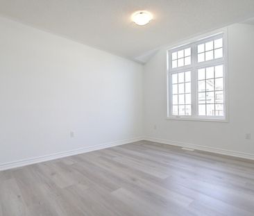 For Lease - 72 Vinewood Crescent, Barrie, Ontario - Photo 5