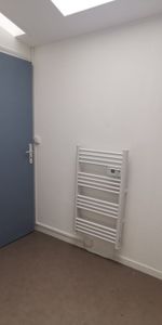 Location Appartement 2 pièces 56m² AVESNES SUR HELPE 59440 - Photo 4