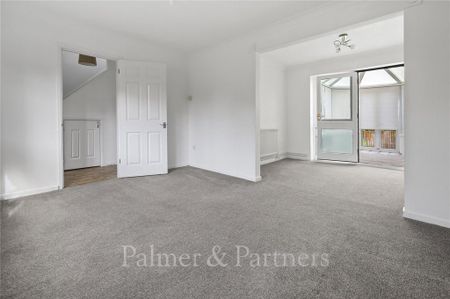 3 bedroom link detached house to rent - Photo 3