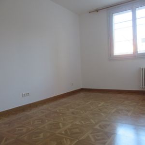 F3 - 56D rue des Lieutenants Chauveau CHALON SUR SAONE. - Photo 2