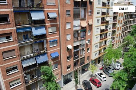 Carrer del Poeta Artola, Valencia, Valencian Community 46021 - Photo 4