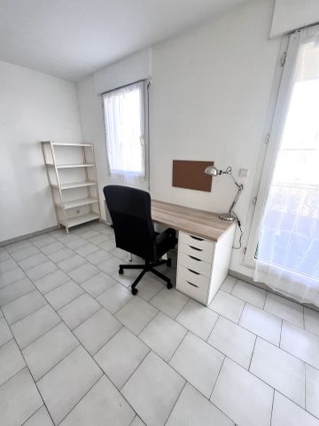 Appartement 1 pièces 27m2 MARSEILLE 5EME 680 euros - Photo 3