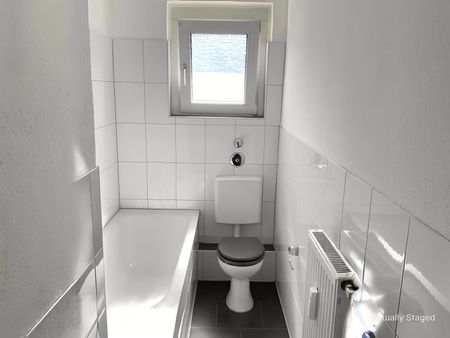 Ab sofort ! 3-Zimmer-Wohnung in Duisburg Obermeiderich - Photo 3