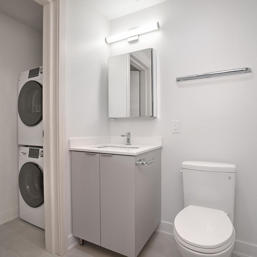 Charm within the metropolis - Photo 1