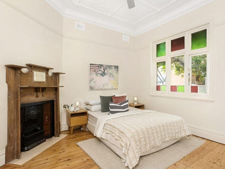 Tastefully Renovated, Modern and Spacious Two Bedroom Family Home in A Highly Sought Parkside Setting - Photo 5