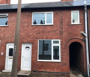 2 bedroom terraced house to rent - Photo 2