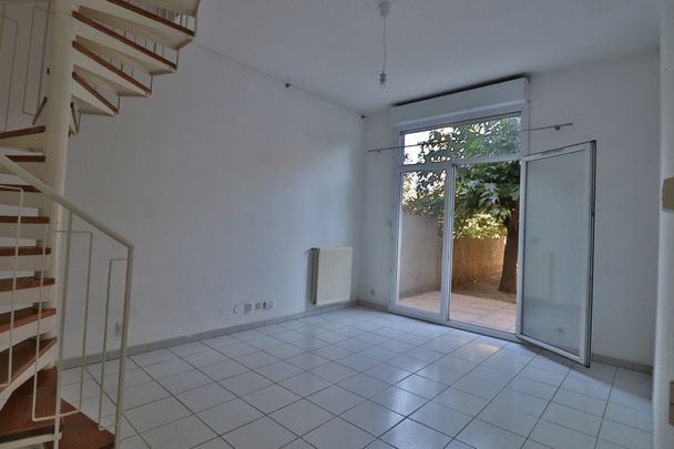 Location Appartement 2 pièces 46m² NIMES 30000 - Photo 1