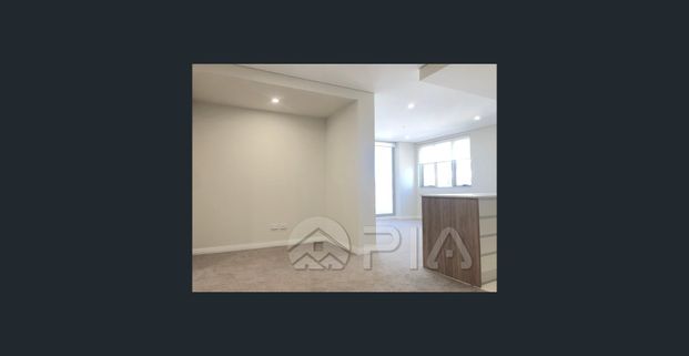 One Bedroom Plus a Study Room Modern Apartment for Lease – Prime Carlingford Location - Photo 1