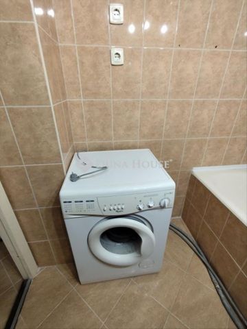 Kiadó jó állapotú panel lakás - Pécs - Fotó 4