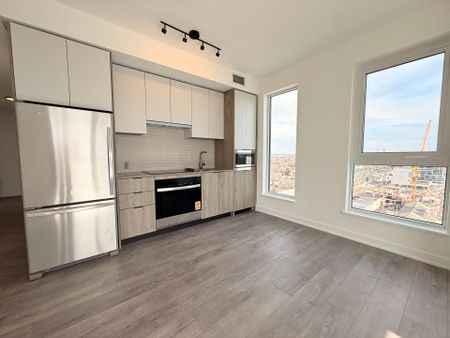 For Lease - 1007 The Queensway N/A Unit# 1404, Toronto, Ontario - Photo 3