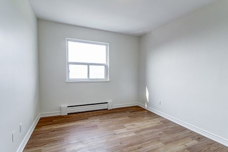1-Bedroom - Photo 3