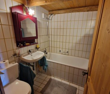 Charmante und grosszügige Dachwohnung auf zwei Stöcken in Tann - Foto 4