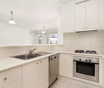 43/6 Graham Street, Port Melbourne, VIC, 3207 - Photo 2