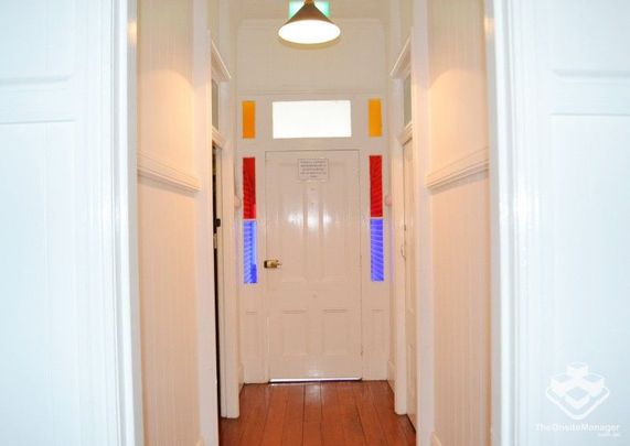 Room to let in Fortitude Valley - Photo 1