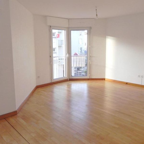 Location Appartement 3 pièces 64m² MILLAU 12100 - Photo 1