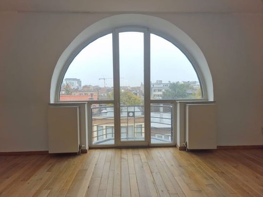 Appartement te huur - Photo 1