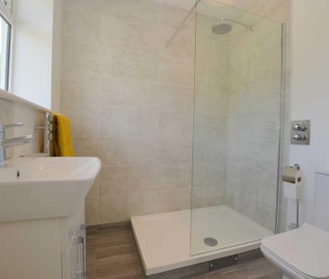 4 bedroom house to rent - Photo 1