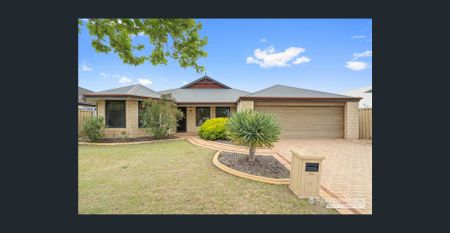 Family-Sized Style with Everything on Your Doorstep - Photo 4