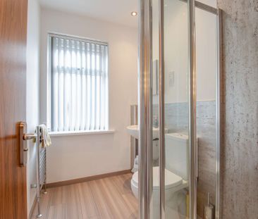 Premium student living! - Photo 2