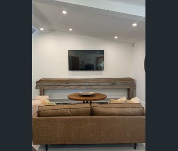 Three room house available for Rent - Photo 5