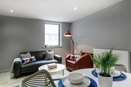4 bedroom flat share to rent - Photo 3