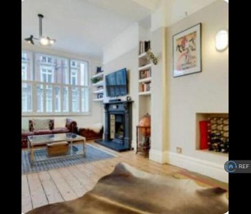 2 bedroom flat to rent - Photo 3