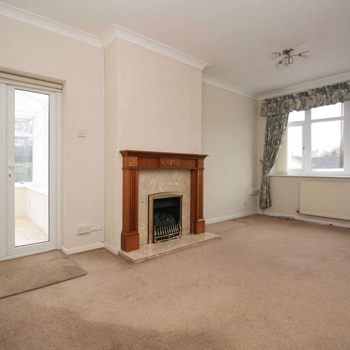 3 bedroom bungalow to rent - Photo 1