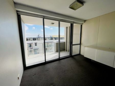 1Bedrooms, 1Bathrooms - Photo 5