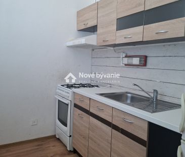 Prenájom 1,5 izb. tehlový byt Vranov nad Topľou - Centrum -super cena – Fotografia 3