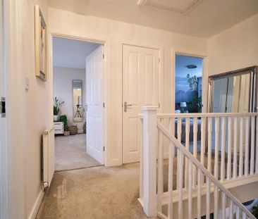 4 bedroom detached house to rent - Photo 6