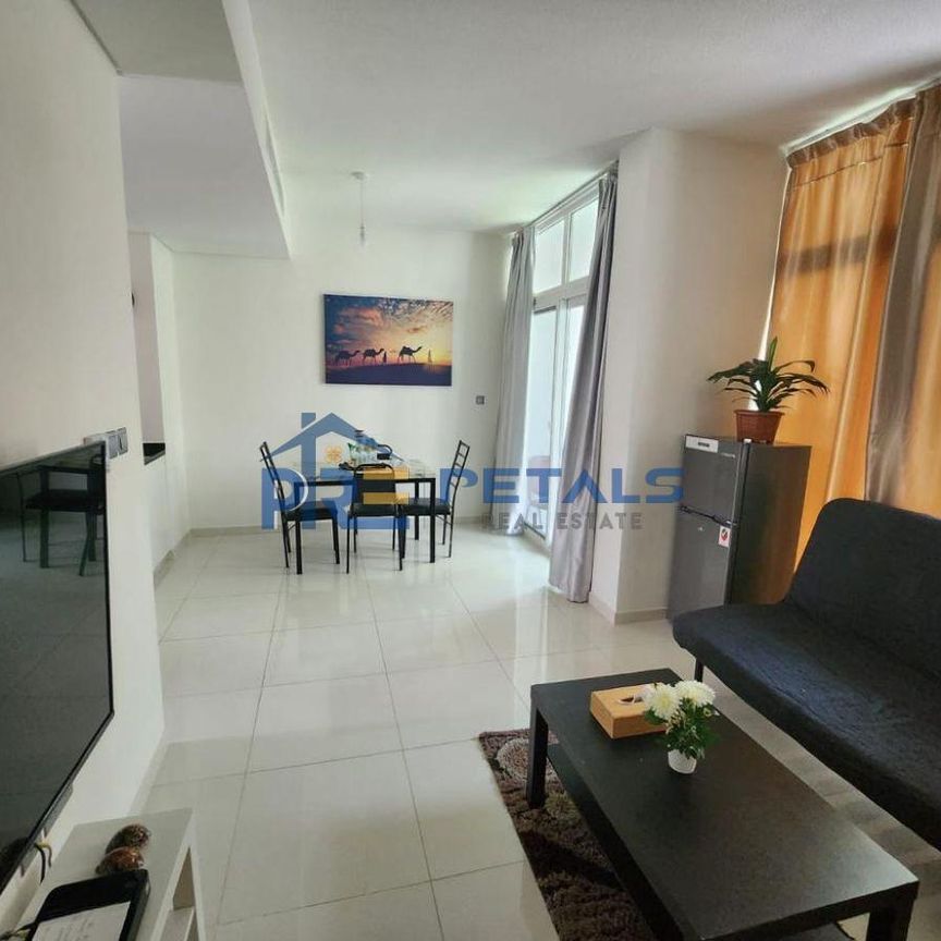 Fully Furnished || Vacating Soon || Spacious Unit - Photo 1