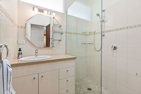 ‘Saintly’ Three-Bedroom Family Home - Photo 5