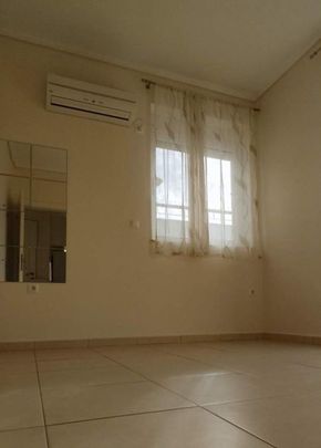 Ενοικίαση κατοικίας, 55 τ.μ., Γλυφάδα, 750 € - Photo 1