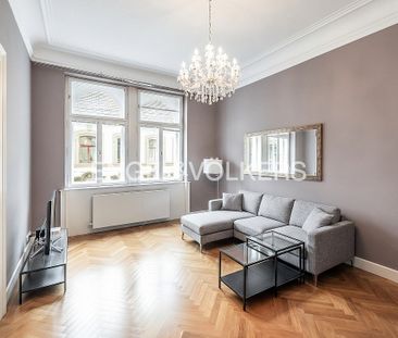 Pronájem bytu 2+1 72 m² - Photo 1
